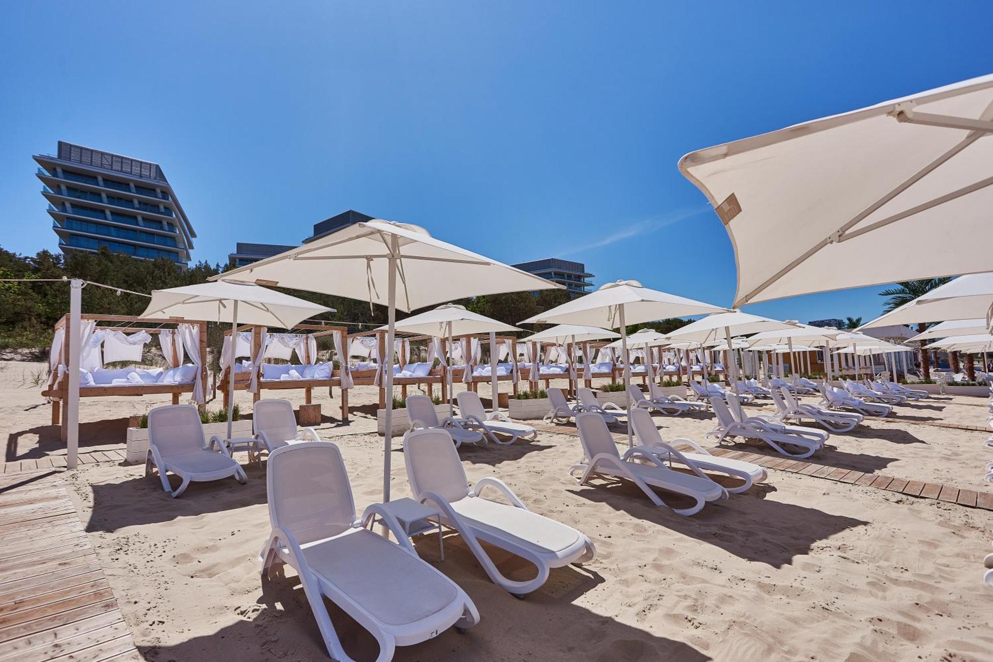 Wave - D654 Sea View Апартаменти *